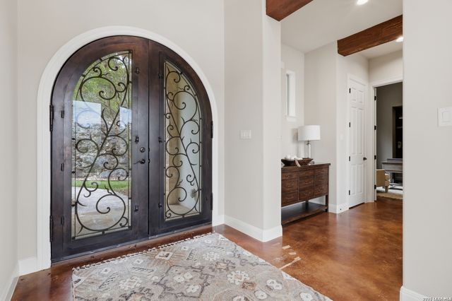 18633 Shadow Canyon, Helotes, TX 78023