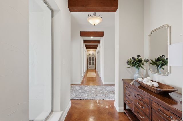 18633 Shadow Canyon, Helotes, TX 78023