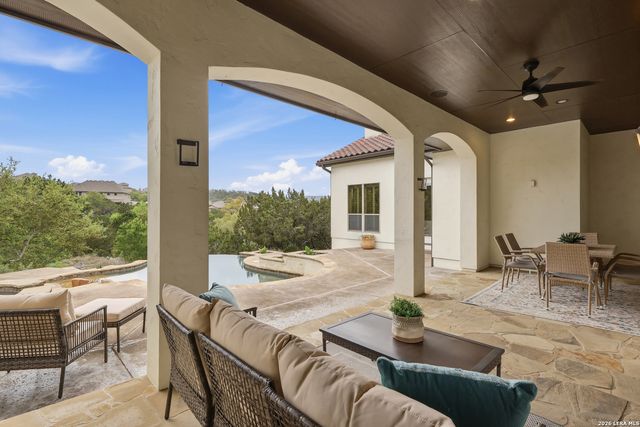 18633 Shadow Canyon, Helotes, TX 78023