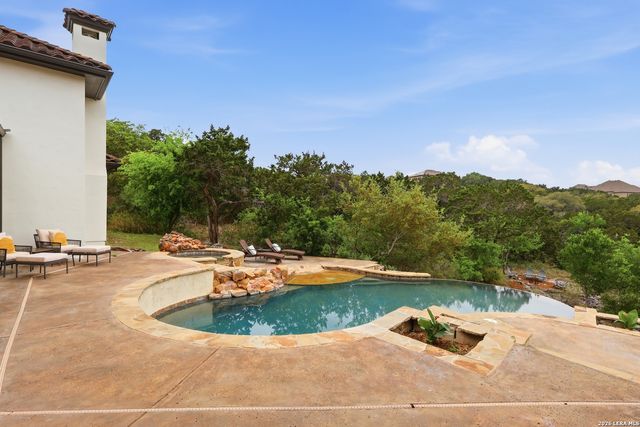 18633 Shadow Canyon, Helotes, TX 78023