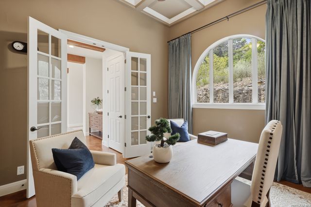 18633 Shadow Canyon, Helotes, TX 78023