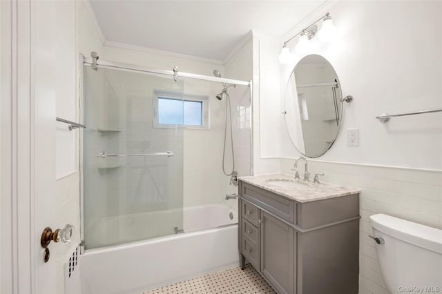 138 Hillcrest Avenue, Manhasset, NY 11030