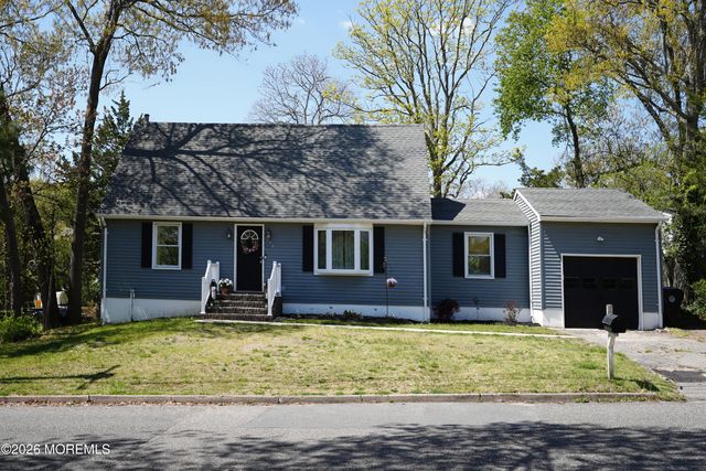 325 18th Avenue, Brick, NJ 08724