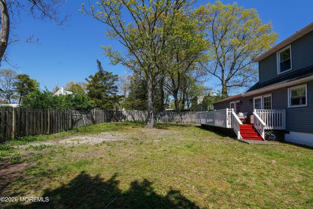 325 18th Avenue, Brick, NJ 08724