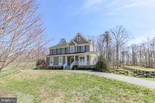 31 PINEWOOD RD, Fredericksburg, VA 22405
