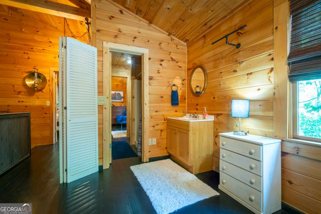 24 Wolf Howl Trail, Sautee Nacoochee, GA 30571