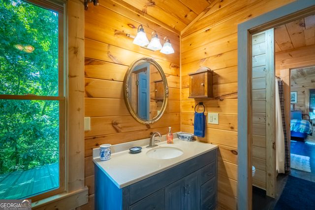 24 Wolf Howl Trail, Sautee Nacoochee, GA 30571