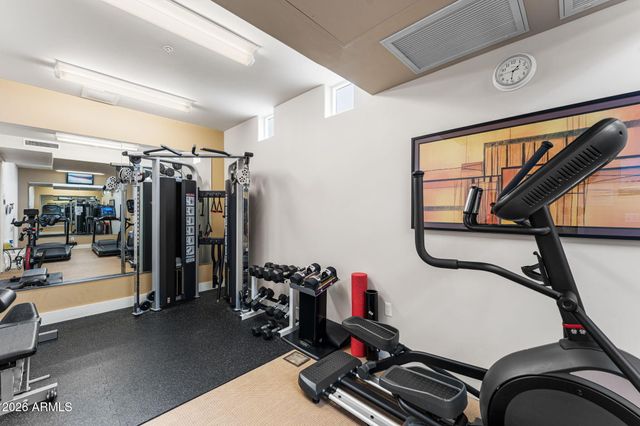 3801 N GOLDWATER Boulevard 204, Scottsdale, AZ 85251