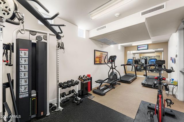 3801 N GOLDWATER Boulevard 204, Scottsdale, AZ 85251
