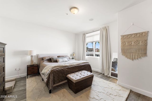 3801 N GOLDWATER Boulevard 204, Scottsdale, AZ 85251