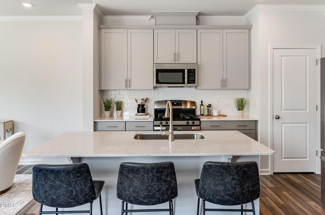 2415 Small Branch Trail 25, Raleigh, NC 27610