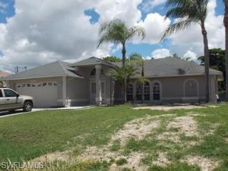 3933 SW 25th PL, Cape Coral, FL 33914
