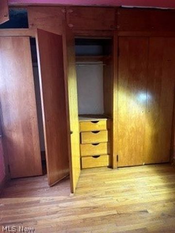 902 Alameda Avenue, Youngstown, OH 44510
