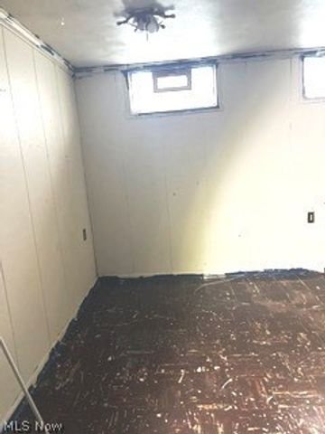 902 Alameda Avenue, Youngstown, OH 44510
