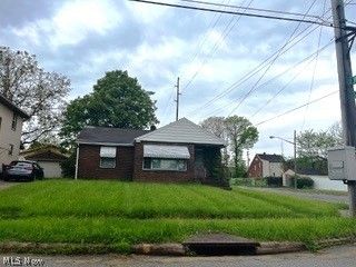 902 Alameda Avenue, Youngstown, OH 44510