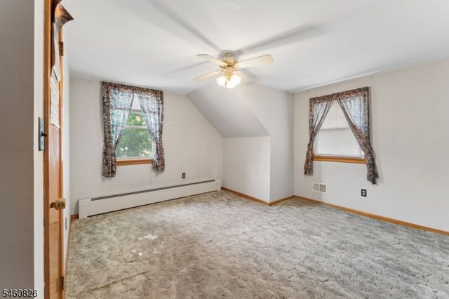 212 E Munsell Ave, Linden City, NJ 07036