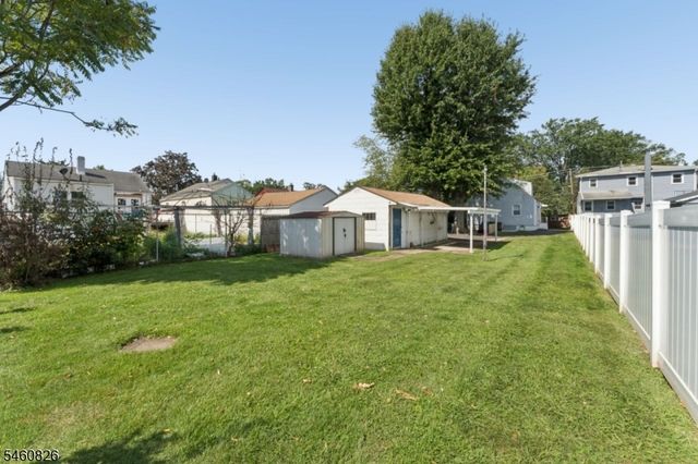 212 E Munsell Ave, Linden City, NJ 07036