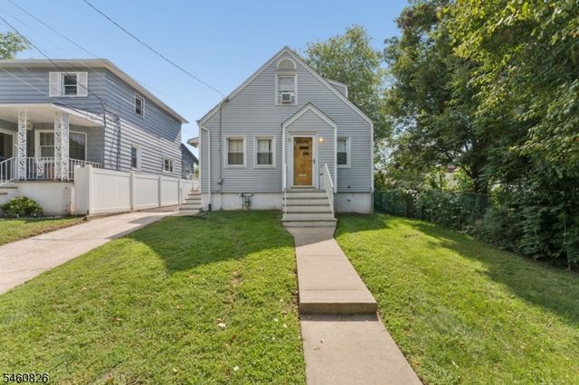 212 E Munsell Ave, Linden City, NJ 07036
