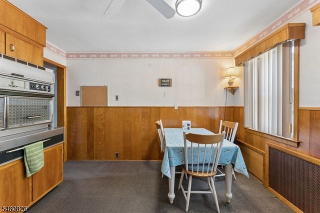 212 E Munsell Ave, Linden City, NJ 07036
