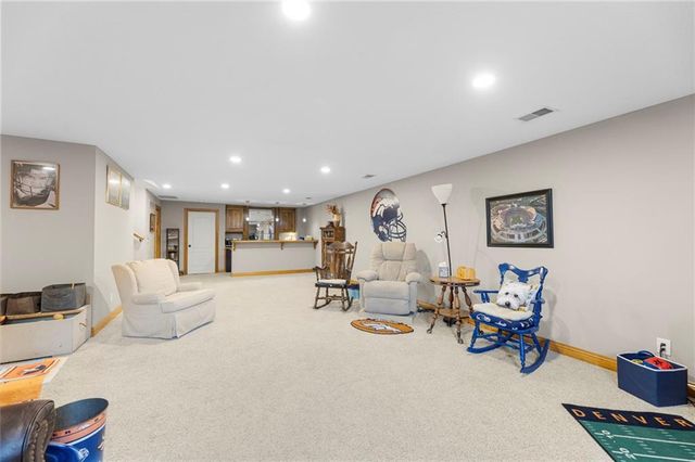 1414 N 151 Terrace, Basehor, KS 66007