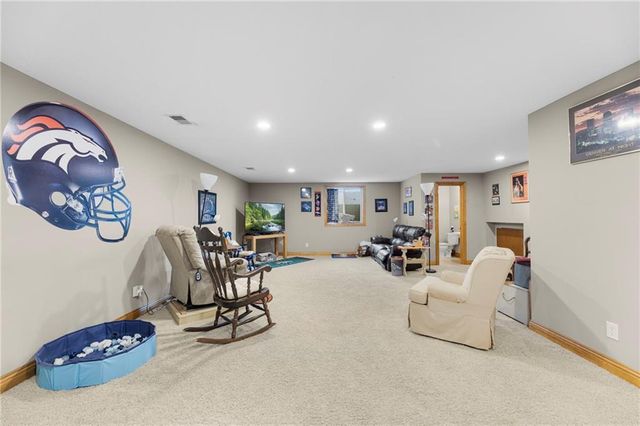 1414 N 151 Terrace, Basehor, KS 66007