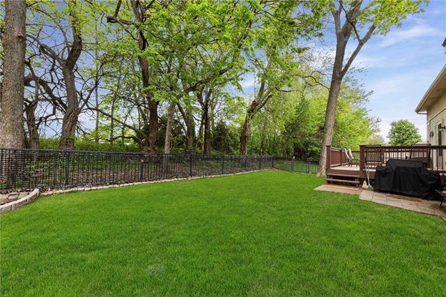 1414 N 151 Terrace, Basehor, KS 66007