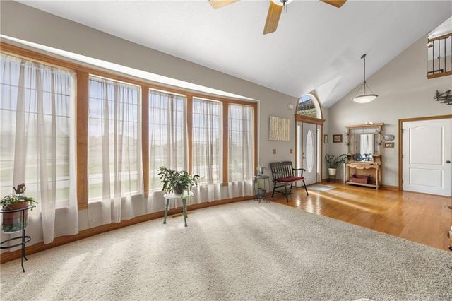 1414 N 151 Terrace, Basehor, KS 66007