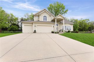 1414 N 151 Terrace, Basehor, KS 66007