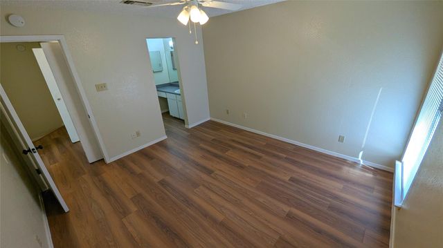 2018 W Rundberg LN 11C, Austin, TX 78758
