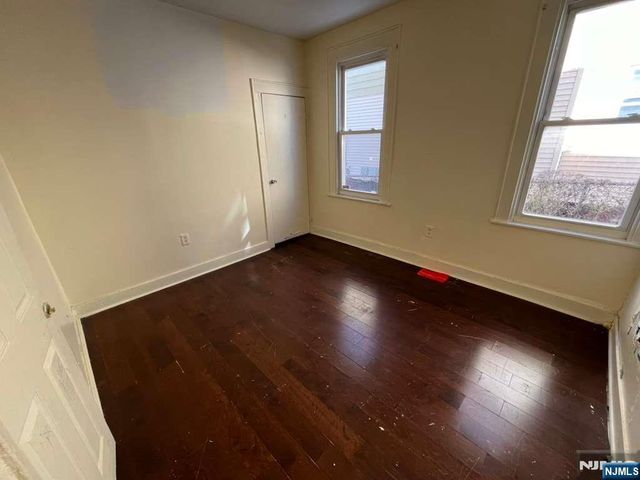 94 Cedar Avenue, Newark, NJ 07106