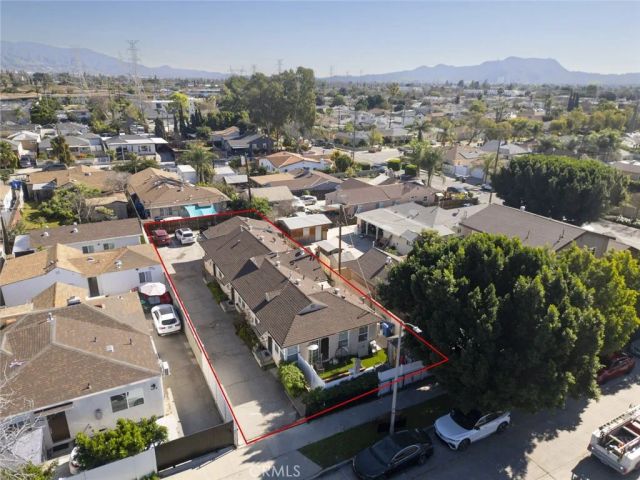 6614 Camellia Avenue, North Hollywood, CA 91606
