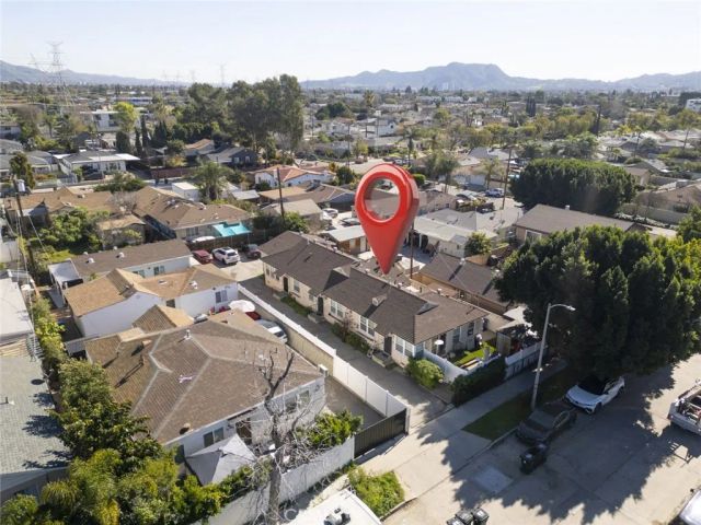 6614 Camellia Avenue, North Hollywood, CA 91606