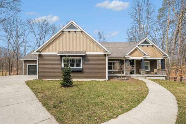 13225 Ducheny Drive, Gowen, MI 49326