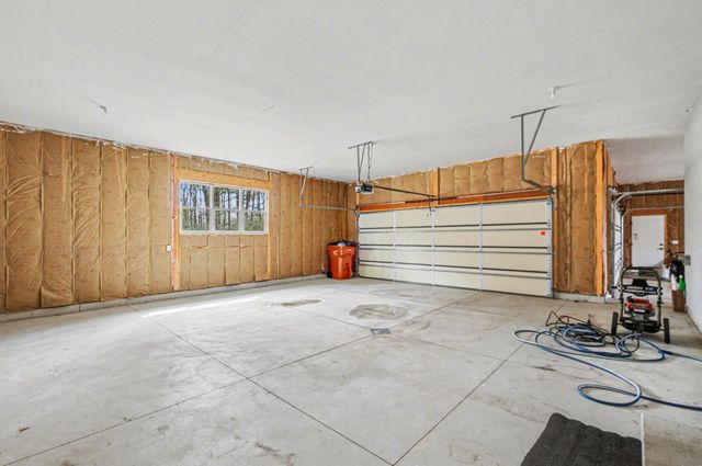 13225 Ducheny Drive, Gowen, MI 49326