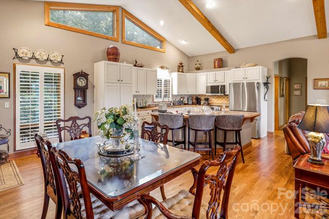 190 Tanglewood Trail, Lake Lure, NC 28746