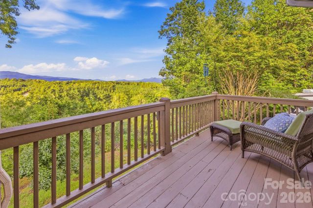 190 Tanglewood Trail, Lake Lure, NC 28746