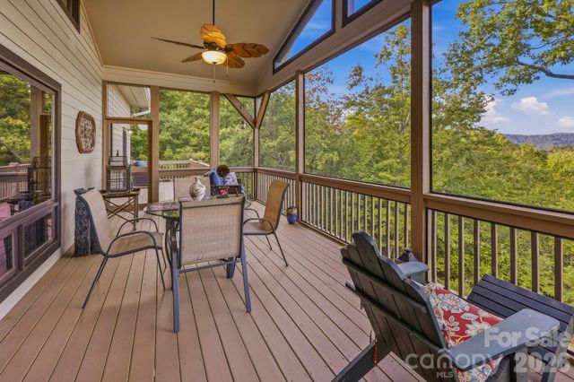 190 Tanglewood Trail, Lake Lure, NC 28746