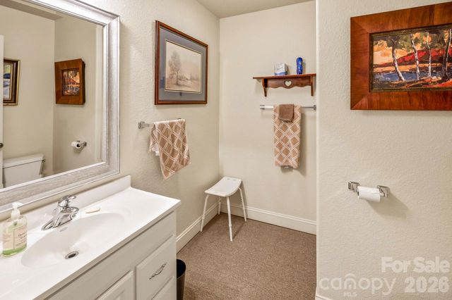 190 Tanglewood Trail, Lake Lure, NC 28746