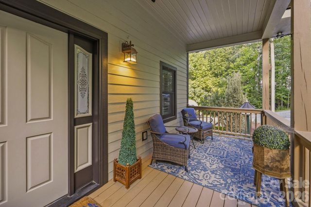190 Tanglewood Trail, Lake Lure, NC 28746