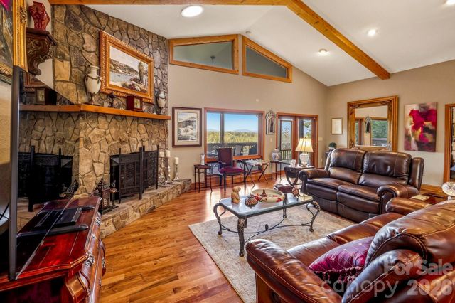 190 Tanglewood Trail, Lake Lure, NC 28746