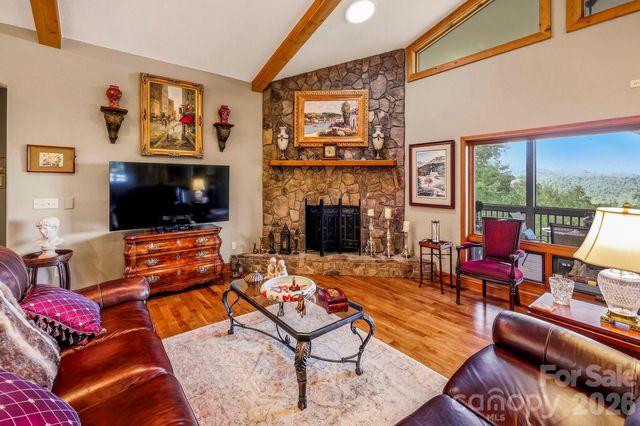 190 Tanglewood Trail, Lake Lure, NC 28746