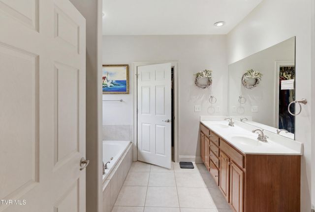 503 Sweetgrass Lane, Jonesborough, TN 37659