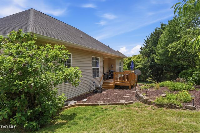 503 Sweetgrass Lane, Jonesborough, TN 37659