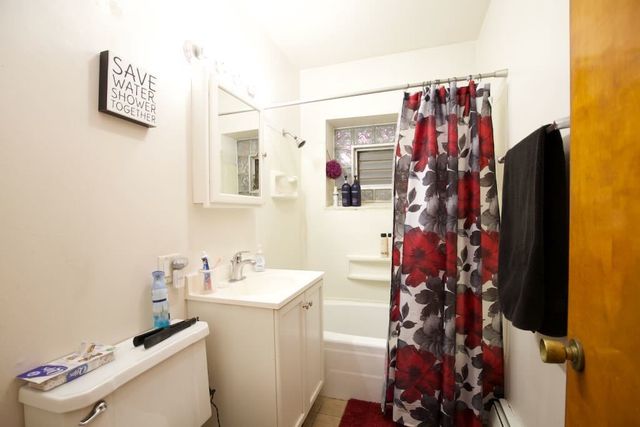 1473 W Erie Street 1F, Chicago, IL 60642