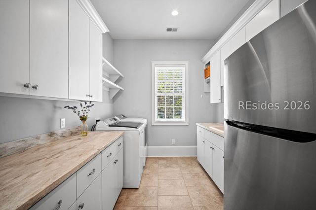 66 Heyward Point Rd, Okatie, SC 29909