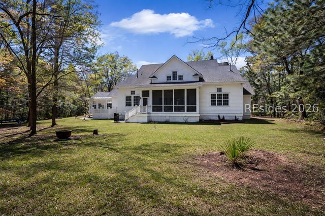 66 Heyward Point Rd, Okatie, SC 29909