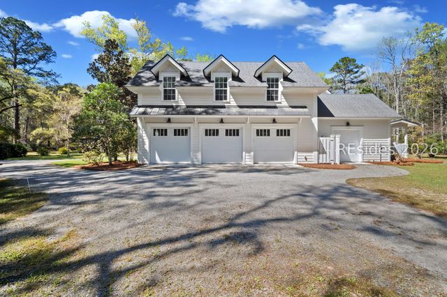66 Heyward Point Rd, Okatie, SC 29909