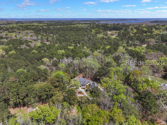 66 Heyward Point Rd, Okatie, SC 29909