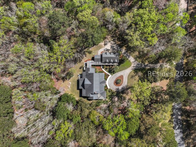 66 Heyward Point Rd, Okatie, SC 29909
