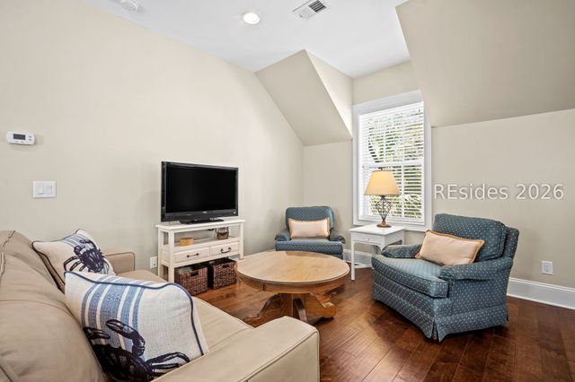 66 Heyward Point Rd, Okatie, SC 29909